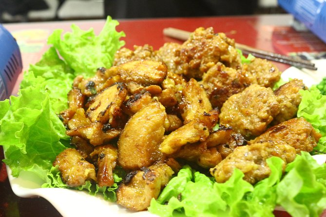 3 Dishes cooking + Egg Coffee bonus & Local Market Tour - Choosing three Vietnamese dishes with the group