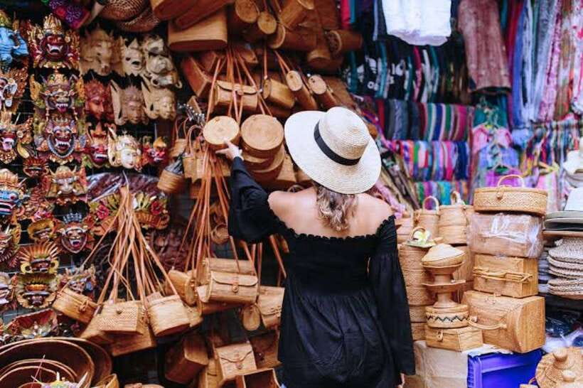 Bali: Ubud Monkey Forest, Coffee Plantation, and Market Tour - What the guide and driver add to the day