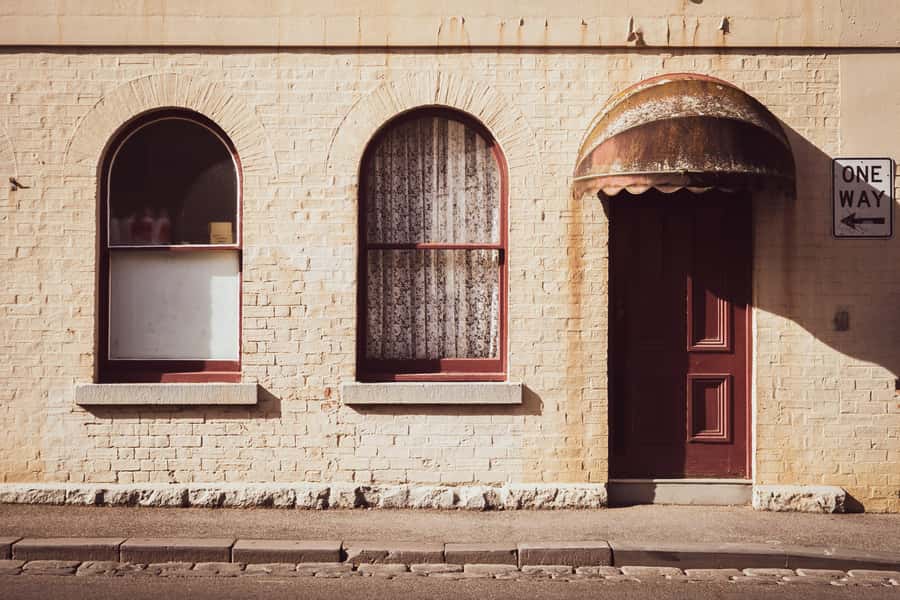 Ballarat: City Tales Guided Walking Tour + Coffee - Upstairs at Ballarat Town Hall