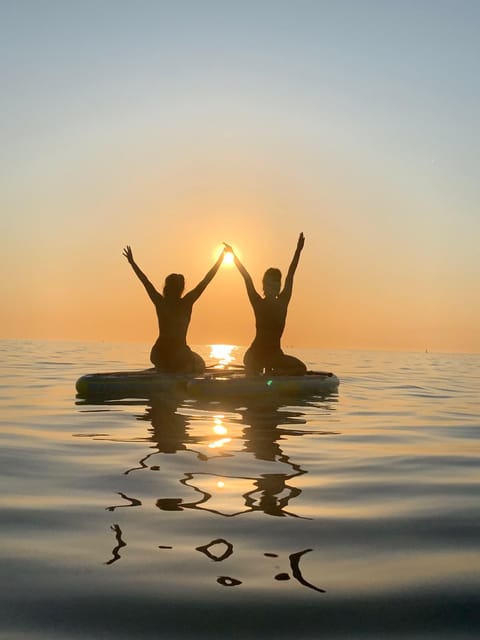Barcelona: Sunrise Standup Paddle Tour w/ 4K Video & Coffee - Meeting the sea beside Barceloneta