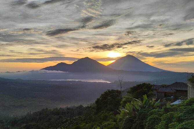 Batur Volcano Sunrise Trekking, Rice Teracce & Bali Coffee Plantation Tour - The two-hour climb to the summit