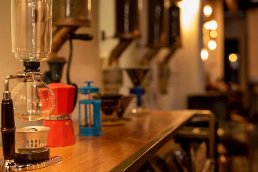 Bogota: Colombian Coffee Tasting - The guides: René, café owners, and a personal teaching style
