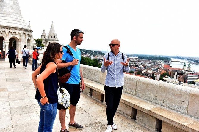 Buda Castle Walking Tour with Matthias church entry, Cake&Coffee - Key things to know before you book