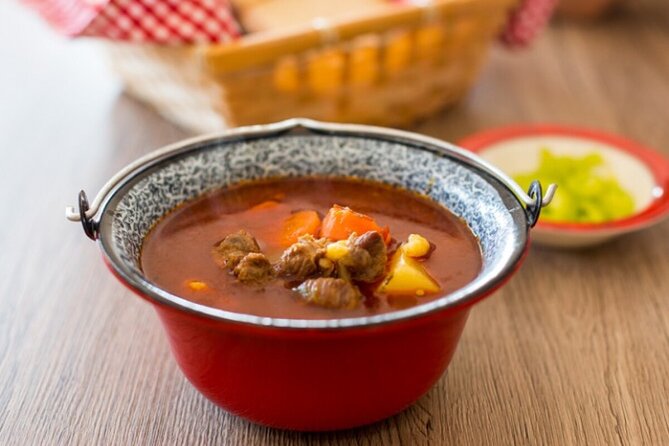 Budapest Urban Feast - Food Tour with Wine Tasting & Coffee House - A private format with a practical group limit
