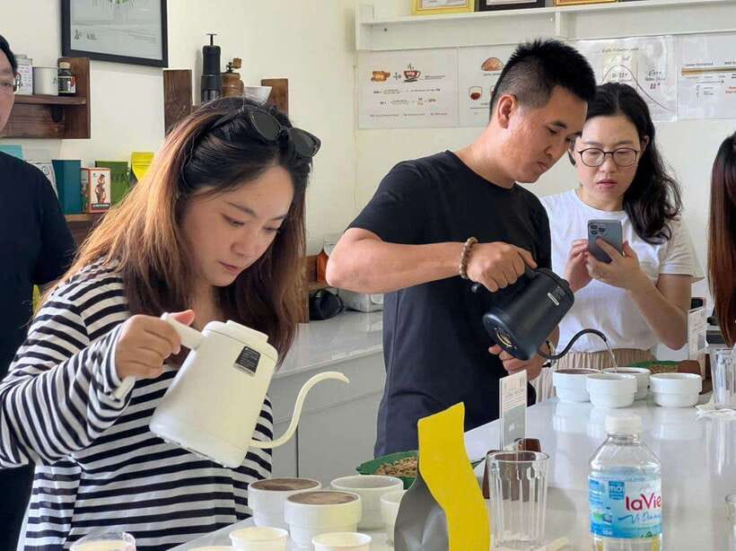 Buon Ma Thuot: Specialty Coffee Tour and Brewing Experience - The 8:30 AM specialty coffee tasting