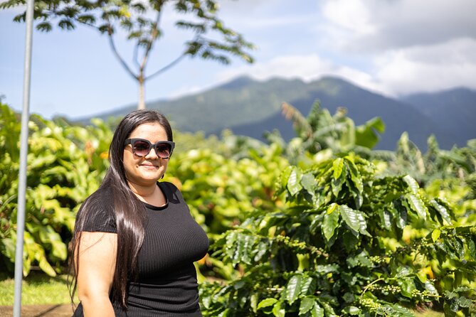 Coffee & Chocolate Tour+Sloths Park & Llanos de Cortez Waterfall - Lunch at El Sabor de Doña Carmen
