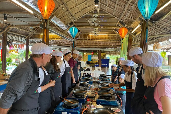 Coffee Class & Basket Boat Experience or Lantern Class -optional - Choosing the basket boat or lantern class