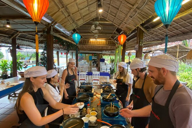 Coffee Class & Basket Boat Experience or Lantern Class -optional - Guides and the human side of the outing