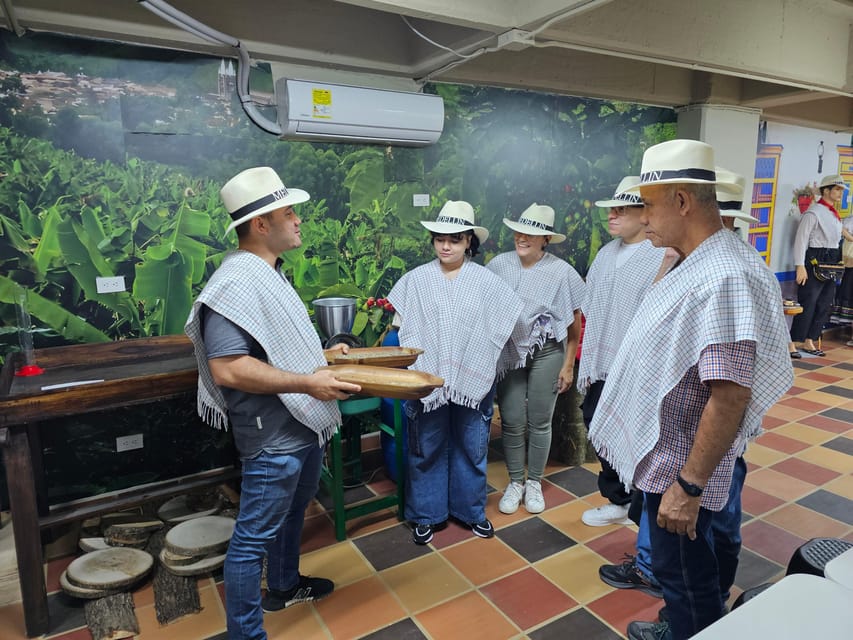 Coffee Experience with roasting show in Comuna 13 - Is the $20 price good value?