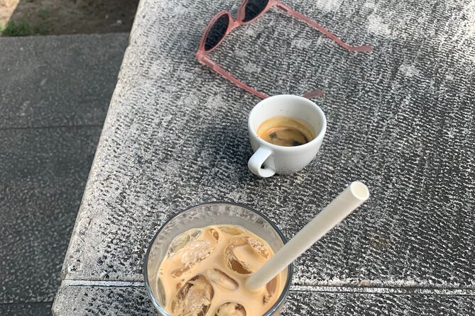 Coffee, storytelling & walk - The best private tour of Split - The Golden Gate and the statue of Grgur Ninski