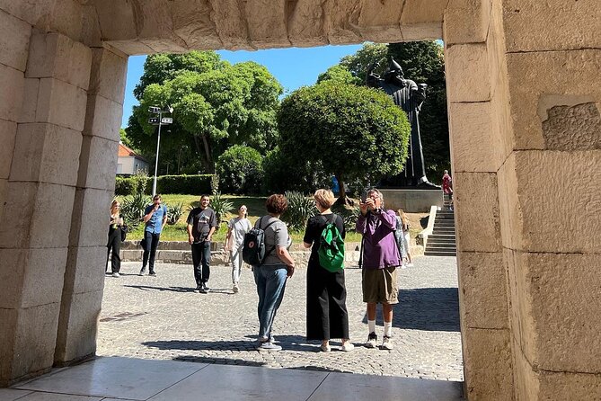 Coffee, storytelling & walk - The best private tour of Split - The Temple of Jupiter and the local details in between
