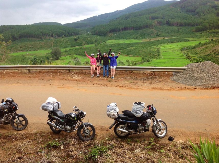 Coffee - Wine - Tea Da Lat's Agricultural Treasures Tour - Lâm Viên Square and the return to central Da Lat