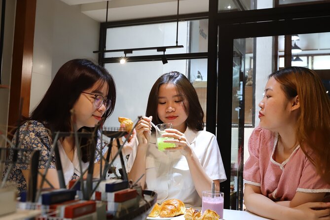 Coffee Workshop in Ho Chi Minh City: Discover the art of coffee - Tasting coffee at three roast levels