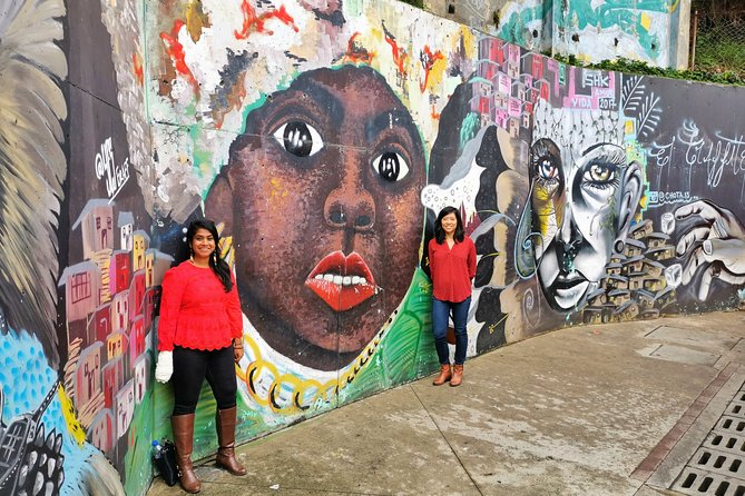 Comuna 13 & Coffee Farm Private Tour in Medellin | The Best Combo - Comuna 13 and the story told in its murals