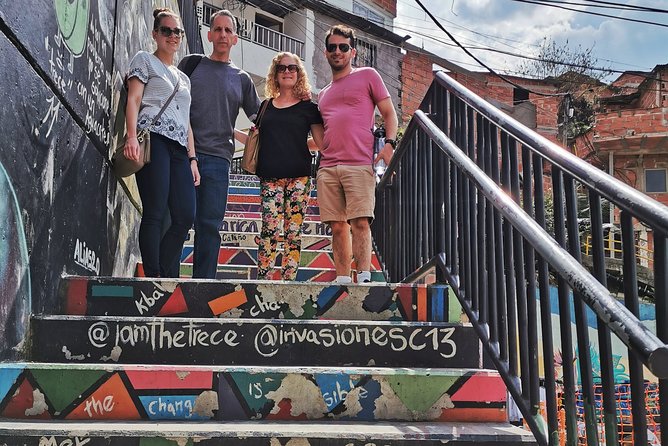 Comuna 13 & Coffee Farm Private Tour in Medellin | The Best Combo - Lunch connects the two halves of the day