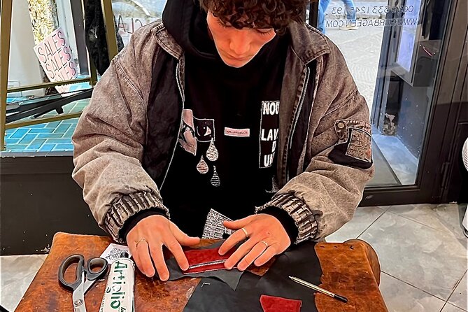 Create your own leather wallet in Florence + coffee - Coffee, tea, and a slower Florence afternoon