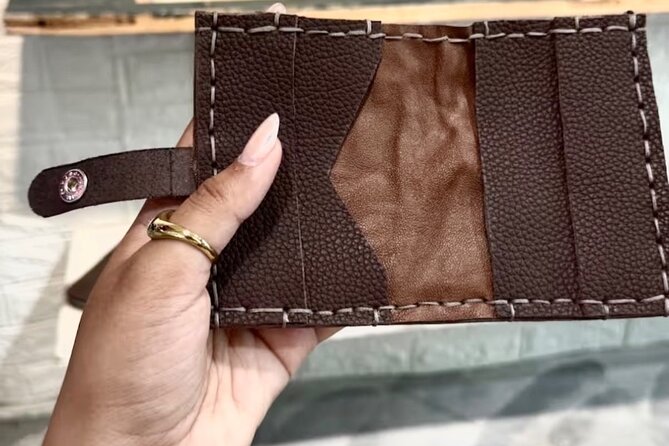 Create your own leather wallet in Florence + coffee - Is $102.13 per person a fair price?