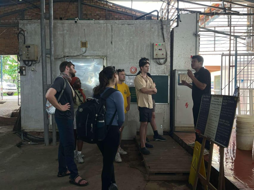 DALAT EASY RIDER GROUP TOUR - PONGOUR FALL - SILK- COFFEE.. - Weasel coffee and the final tasting stop