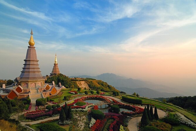 Doi Inthanon Day Trip:Twin Pagodas,Soft Hiking,Coffee Plantation - Key points at a glance