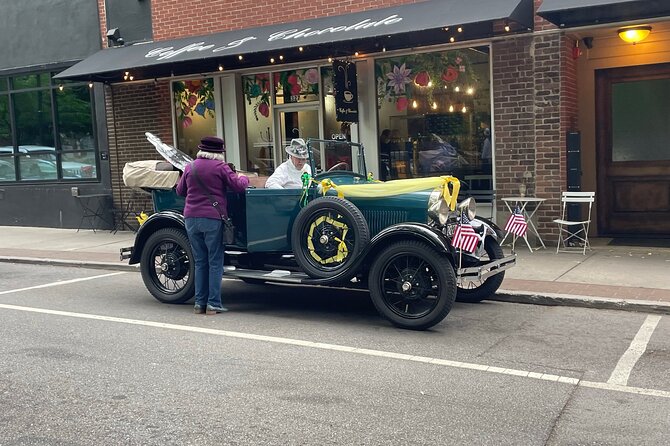 Downtown Knoxville Hidden Tour w/ Ice Cream, Coffee & Tennessee River Gems - Coffee first, homemade ice cream later