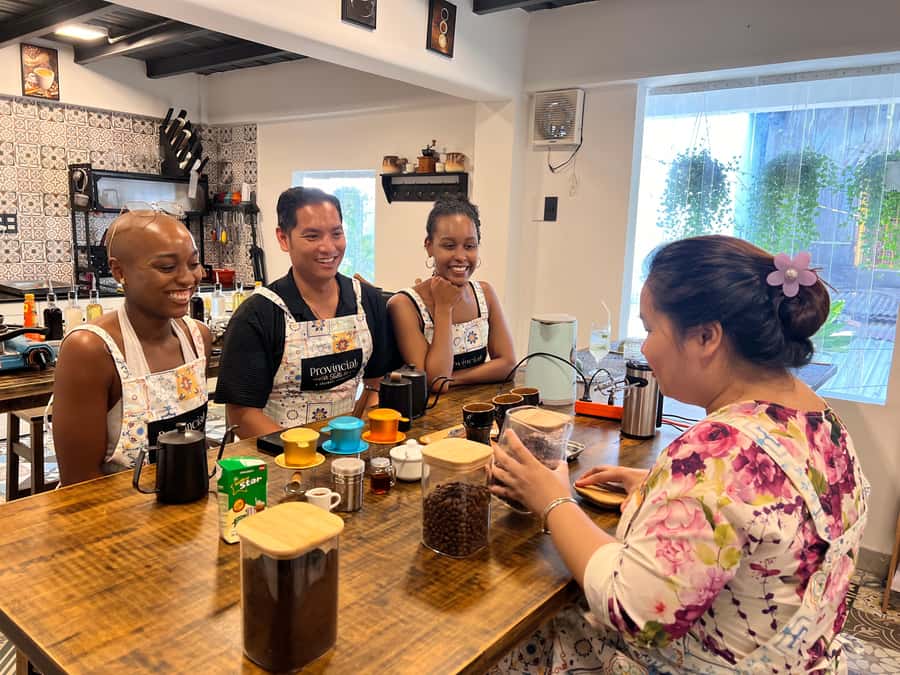 Egg coffee & Course on 4 traditional types of Viet coffee - Learning the Vietnamese Drip Filter