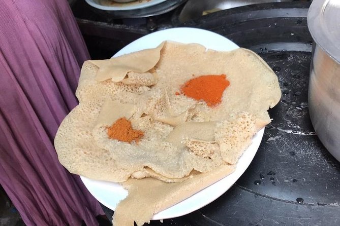 Ethiopian Culinary Tour - Market, Food, Coffee Ceremony & more - Guides, flexibility, and the group size