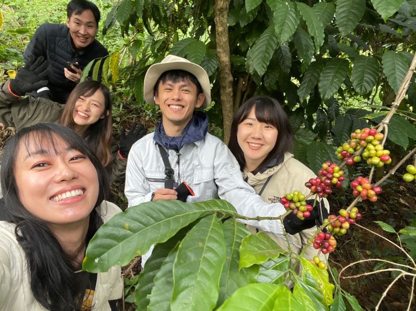 Experience specialty coffee with sustainable coffee farmers - How long does the experience take?