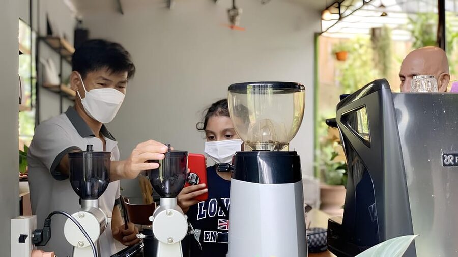 Exploring Vietnamese Coffee Culture, Coffee Making in Hoi An - How to prepare for the best session