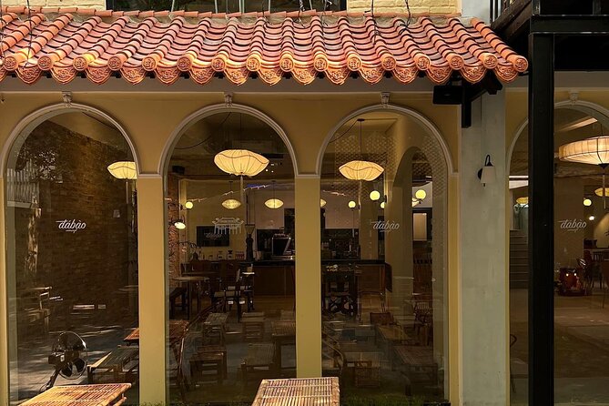[Free E-sim] Half day Instagram Cafe Tour in Ho Chi Minh - Turtle Lake and the final photo stop