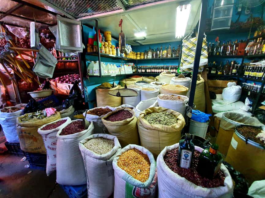 From Puerto Plata Priv: Cocoa, Coffee, Cigars & Local Market - Lunch with regional food before the cigar factory
