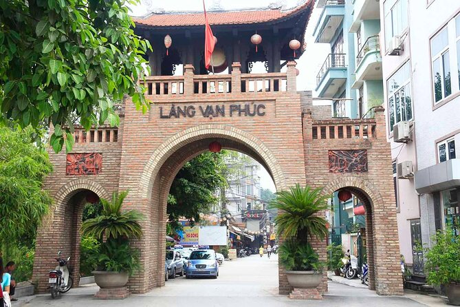 Half Day Tour Van Phuc Silk Village and Train Street Coffee - Why Van Phuc makes a good half-day from Hanoi