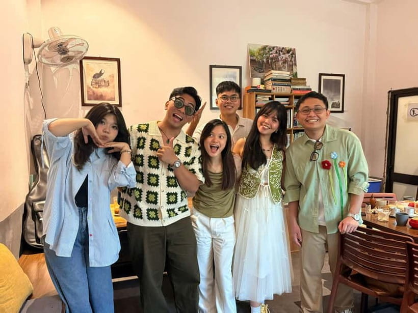 Hanoi Coffee Workshop: Crafting Your Perfect Brew - Learning the phin filter before adding sweetness