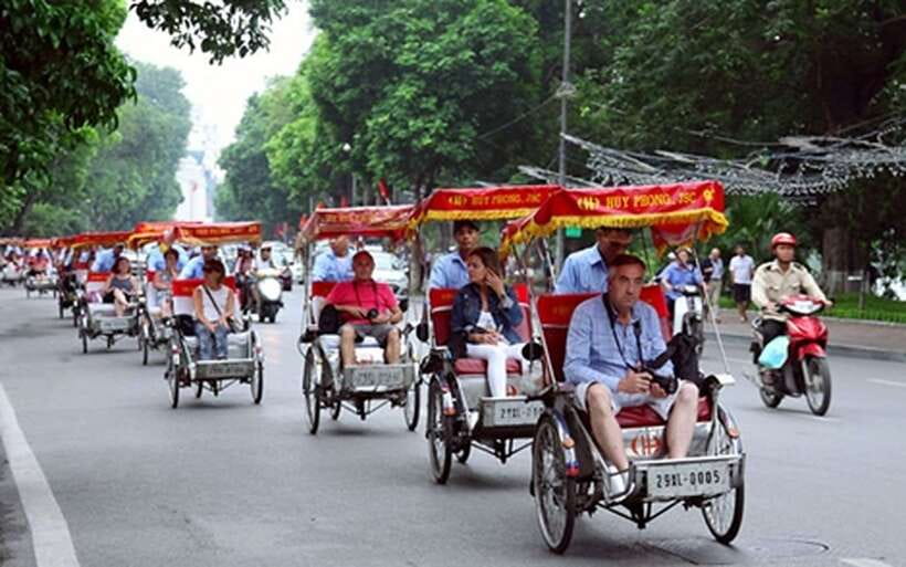 Hanoi: Cyclo the Old Quarter and Egg Coffee Tour - Key points at a glance