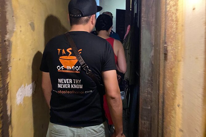 Hanoi Secret Coffee tour - Guides who make the difference