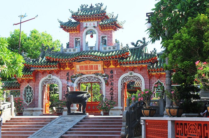 Hoi An Coffee Tasting And Old Town Discovering Tour - Hoi An Market, the morning’s everyday side
