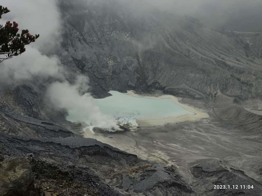 Jakarta :Volcano, HotSpring, Tea Factory, RiceField, &Coffee - Sari Ater’s sulfur-rich water