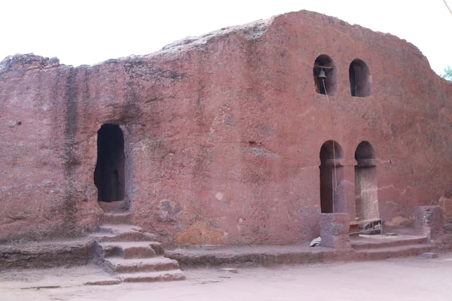 Lalibela: Churches Full-Day Private Tour w/Coffee Ceremony - Lunch and the move to the southeastern cluster
