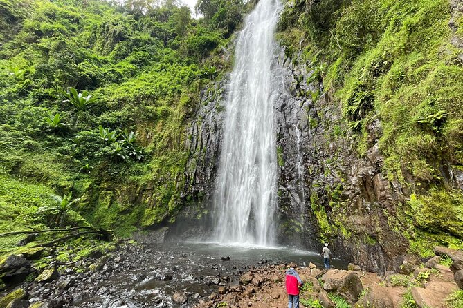 Materuni waterfalls,coffee tour & Kikuletwa(Chemka)Hot Springs - Walking to Materuni Waterfalls