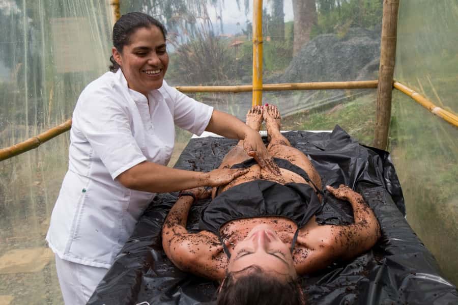 Medellin: Coffee Tour and Wellness Spa - The coffee-oil massage