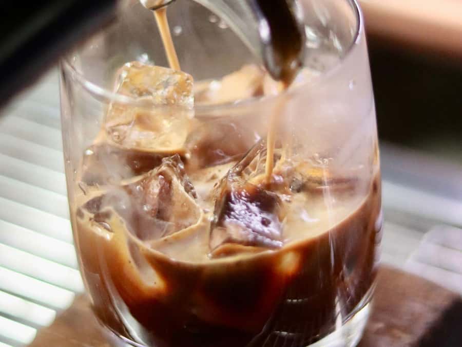 Melbourne: Barista Experience at Degraves Espresso - Learning coffee styles at the working counter
