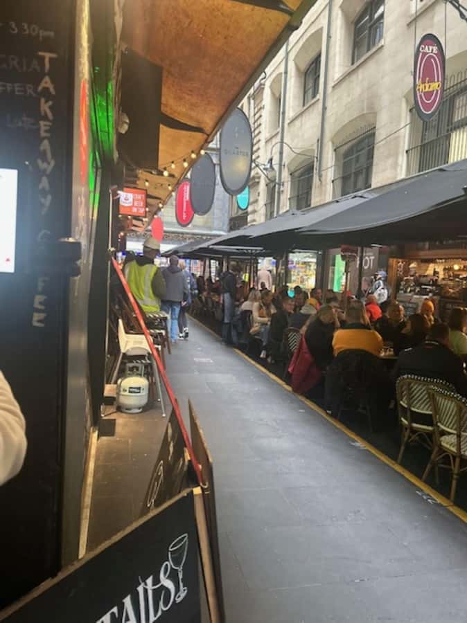Melbourne Brunch & Coffee Iconic Laneway Degraves Espresso - Why this short Degraves Street session works