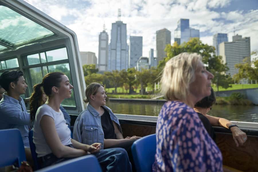 Melbourne City Cruise with Tea, Coffee, and Commentary - Two ways to see Melbourne from the Yarra