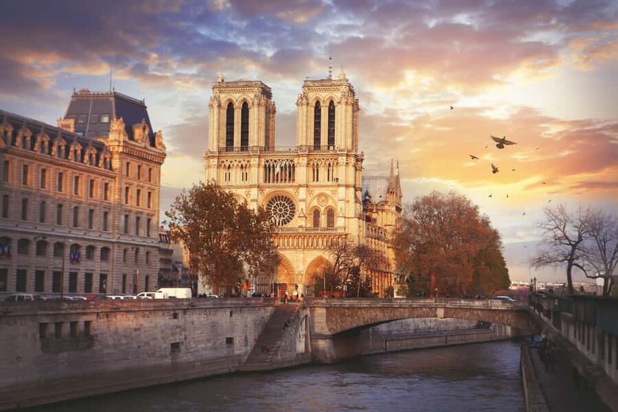 Paris Left Bank: Writers, Revolution, and Black Coffee - Shakespeare & Company and the literary Left Bank