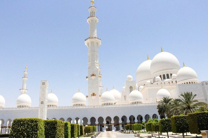 Private Abu Dhabi City Tour with Gold Coffee at Emirates Palace - Why the gold coffee is the tour’s calling card