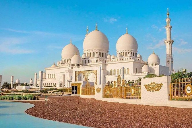 Private Abu Dhabi City Tour with Gold Coffee at Emirates Palace - Saadiyat Island and the route’s cultural ambitions