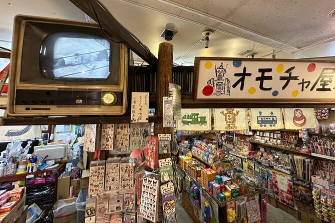 Private Akihabara Retro Tokyo Anime Game Maid Cafe Tour w/ pickup - Adding Maidreamin Akihabara Head Store