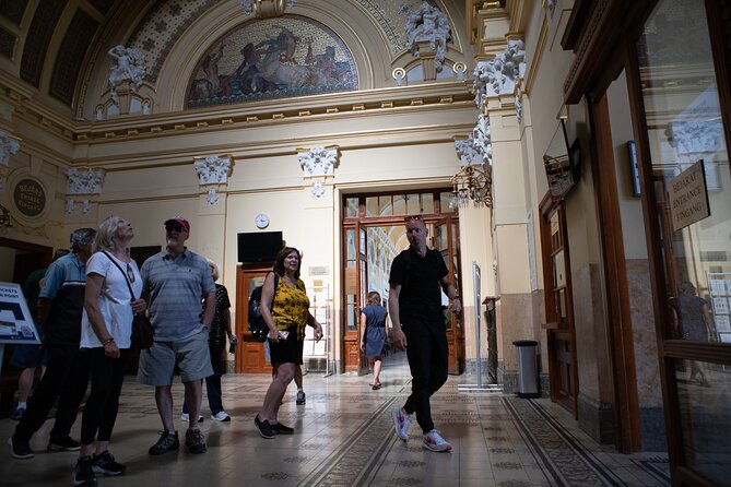 Private Budapest Walking Tour with Cake & Coffee - Parliament and the Danube