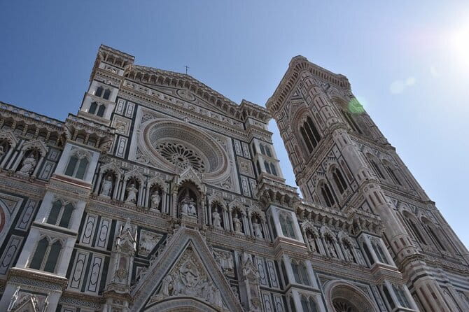 Private Coffee and Sweets Tour Caffé, Chocolate, Gelato & More - Passing the Duomo between tastings