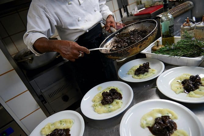 Private Coffee and Sweets Tour Caffé, Chocolate, Gelato & More - Why the private format matters