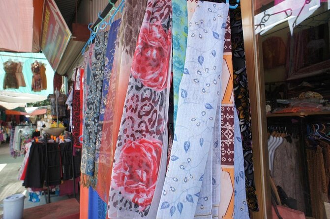 Private tour: Hanoi city tour-Van Phuc silk village with egg coffee, lunch - Key points at a glance